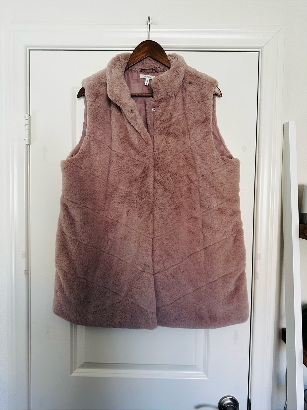 Maurices Dusty Rose Faux Fur Sleeveless Vest